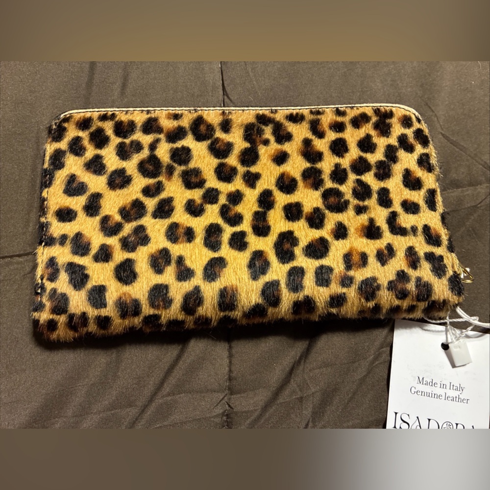 Isadora made in Italy leopard zip around wallet